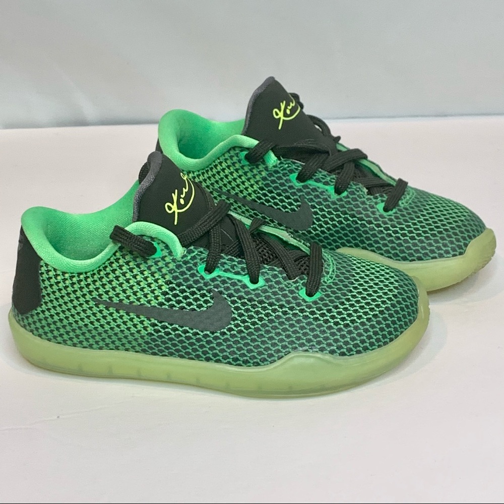 Nike Kobe X 10 Vino Sneakers Boys Girls Size 10C